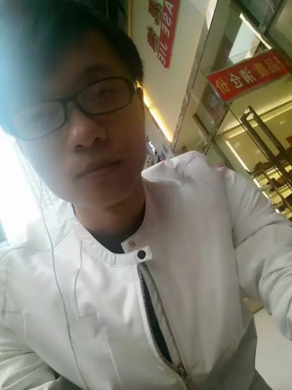 你的益达的第一张照片--揭阳相亲服务中心