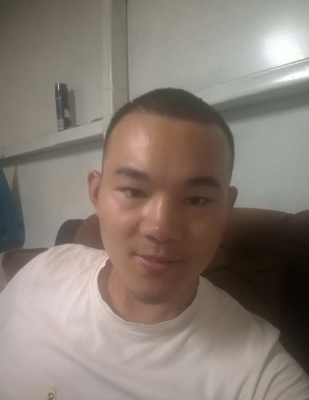小強。。的第一张照片--揭阳相亲服务中心