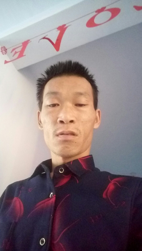 向阳的第一张照片--揭阳相亲服务中心