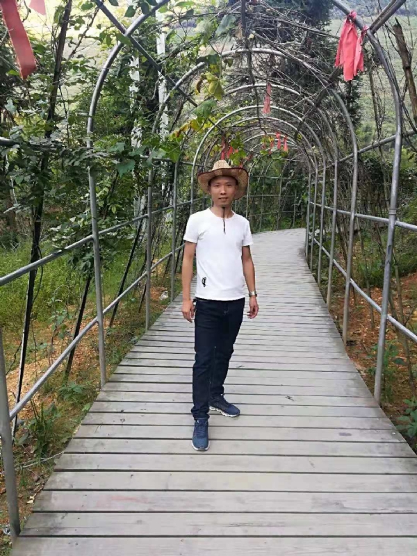 蓝天的第一张照片--揭阳相亲服务中心