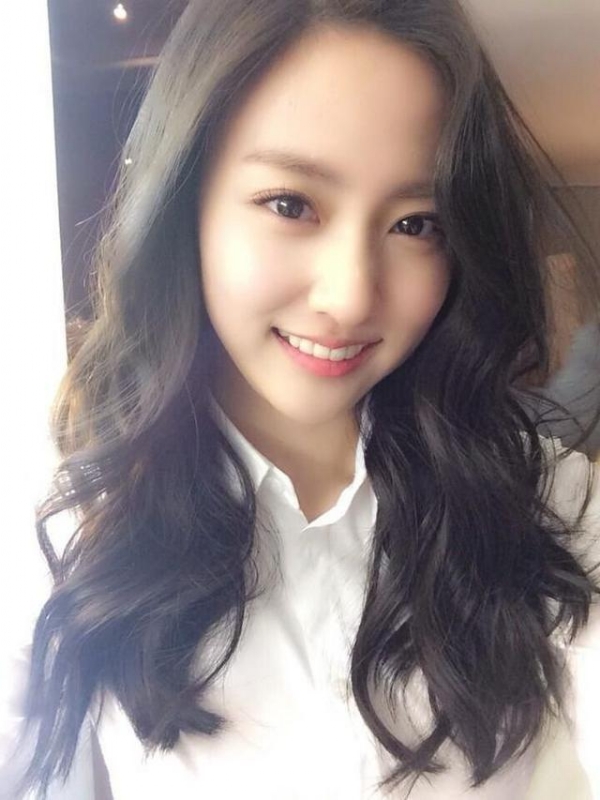 等爱的易微的第一张照片--揭阳相亲服务中心