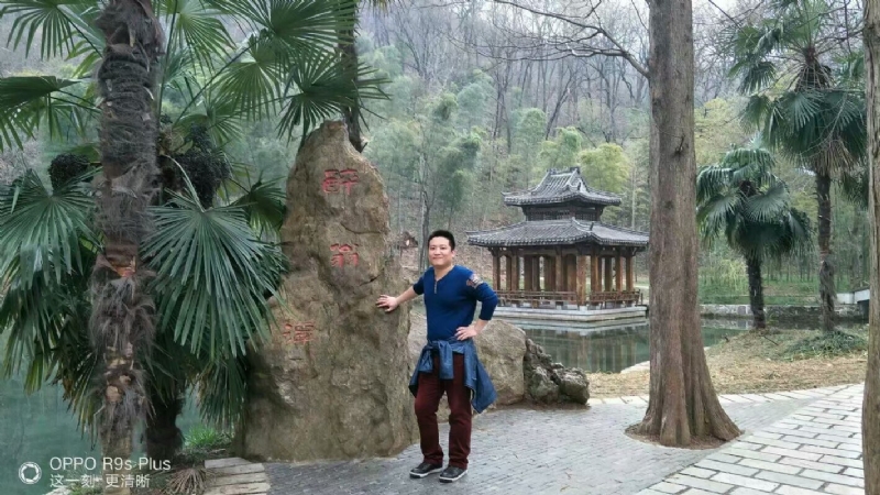 烦事用点心的第一张照片--揭阳相亲服务中心