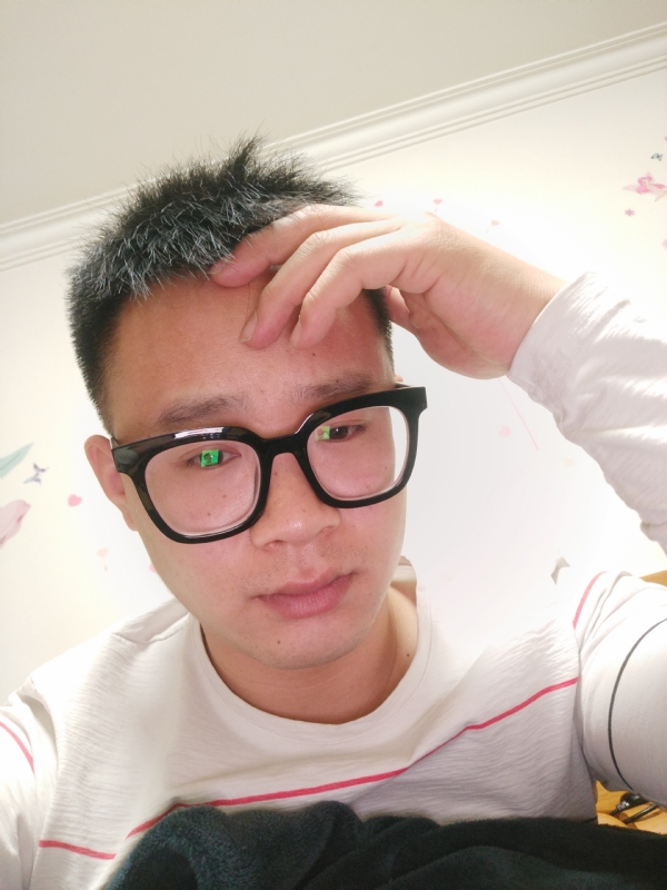 华灯初上的夜晚的第一张照片--揭阳相亲服务中心