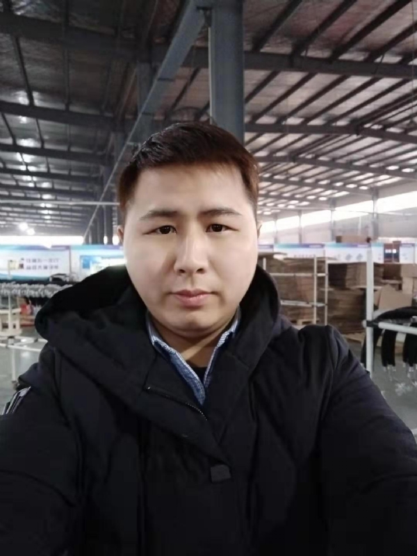 刀锋的第一张照片--揭阳相亲服务中心