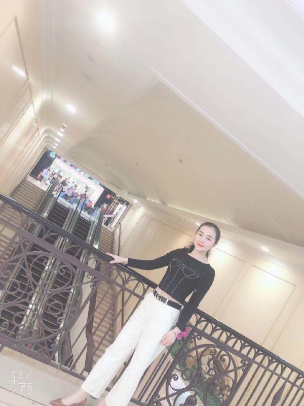 时光浅夏的第四张照片--揭阳相亲服务中心