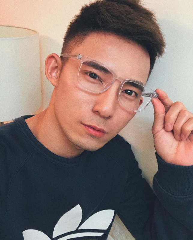 小伟的第一张照片--揭阳相亲服务中心