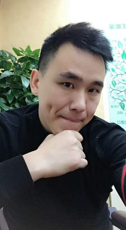 用实力征服一切的第一张照片--揭阳相亲服务中心