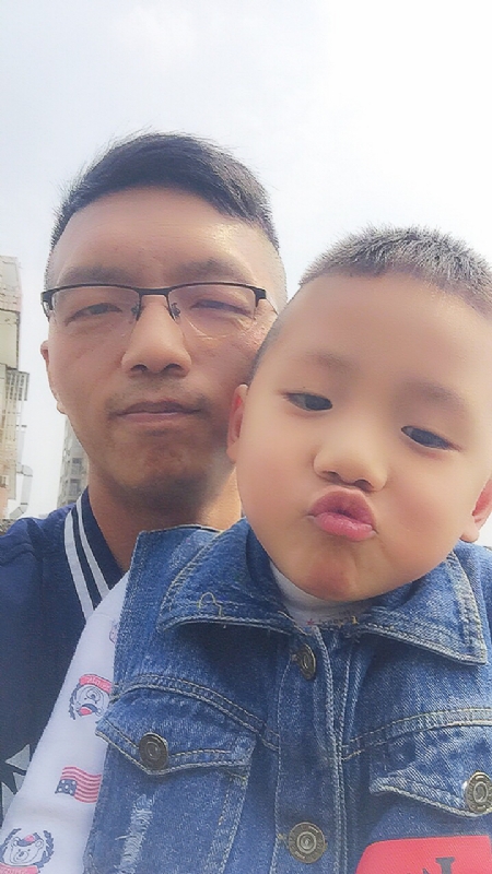 林松的第一张照片--揭阳相亲服务中心