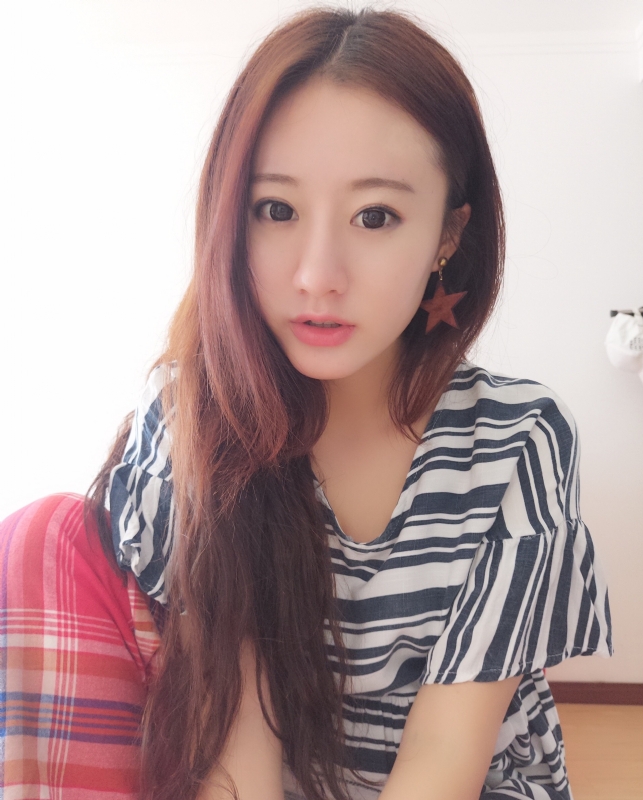 没有故事的女同学的第二张照片--揭阳相亲服务中心