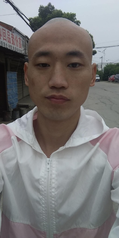 花花公子的第一张照片--揭阳相亲服务中心