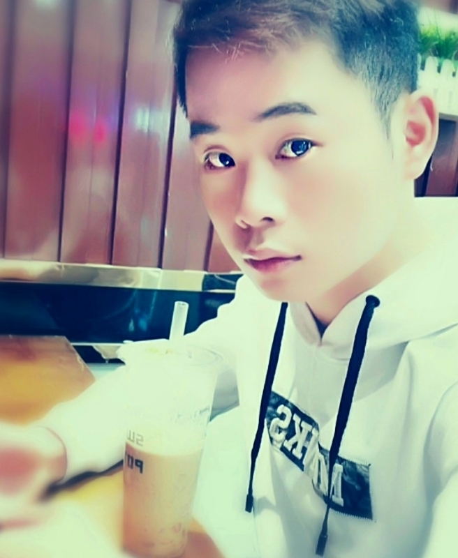 拔大萝卜的兔子的第一张照片--揭阳相亲服务中心