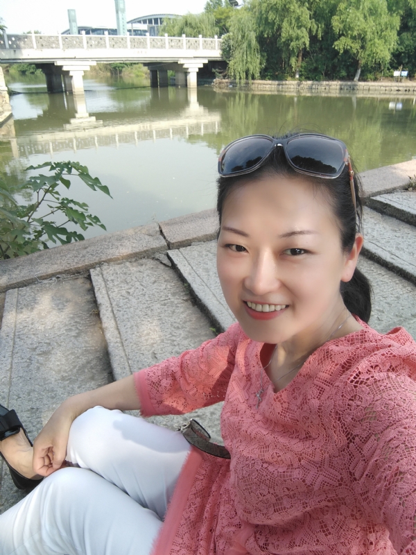 渴慕的第一张照片--揭阳相亲服务中心