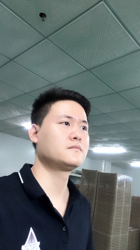 伟的第一张照片--揭阳相亲服务中心