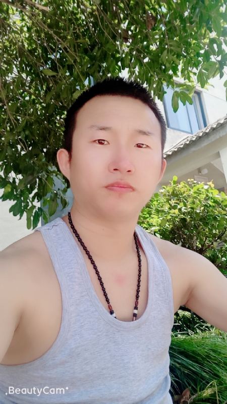 系咯在的第一张照片--揭阳相亲服务中心