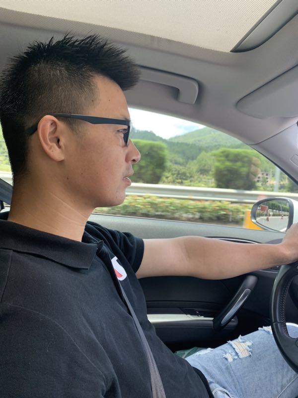 浪漫益友的第一张照片--揭阳相亲服务中心