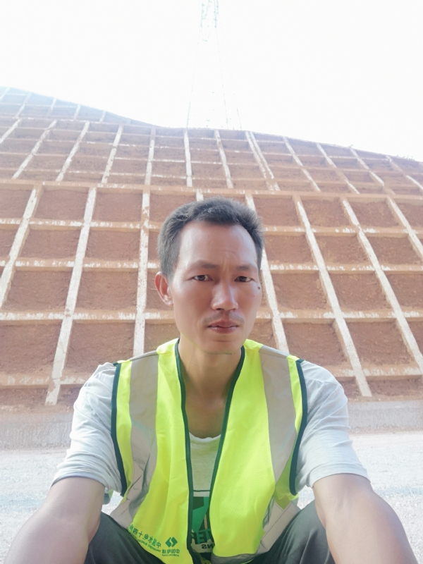 哥们的第一张照片--揭阳相亲服务中心