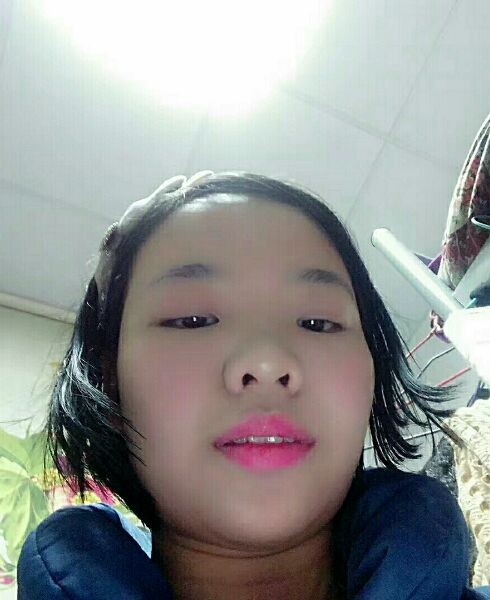 依依的第一张照片--揭阳相亲服务中心