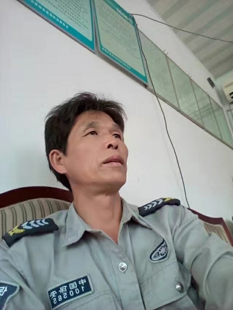 卧窗听雨的第一张照片--揭阳相亲服务中心