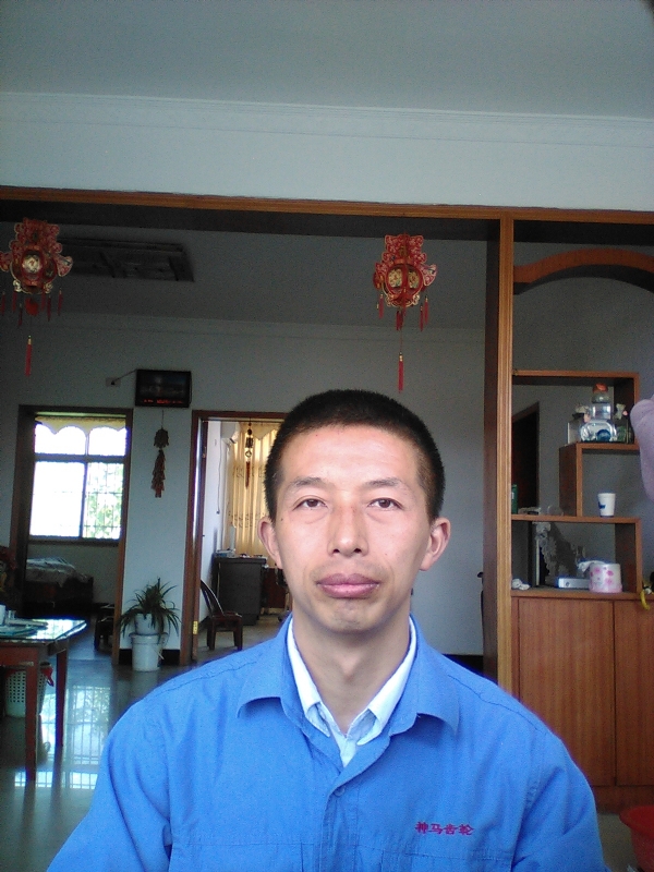 红玫瑰的第一张照片--揭阳相亲服务中心