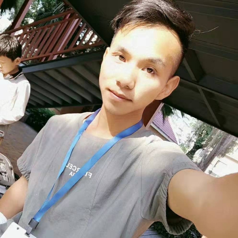 公子你好的第一张照片--揭阳相亲服务中心