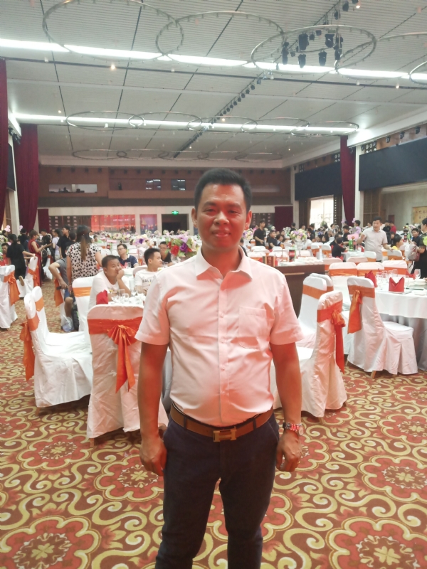 五月酷猪的第一张照片--揭阳相亲服务中心