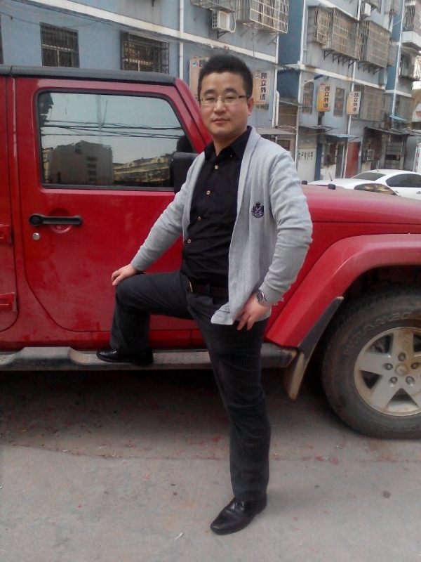 淡定牛魔王的第一张照片--揭阳相亲服务中心