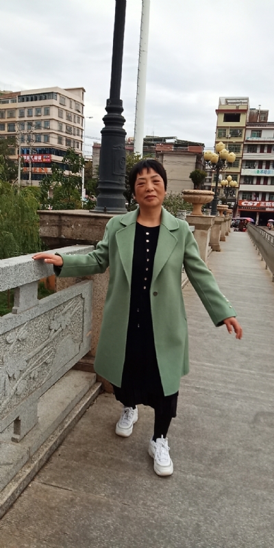 小玲的第一张照片--揭阳相亲服务中心