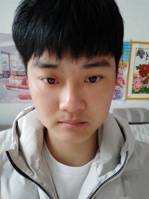 偏丶执的第二张照片--揭阳相亲服务中心