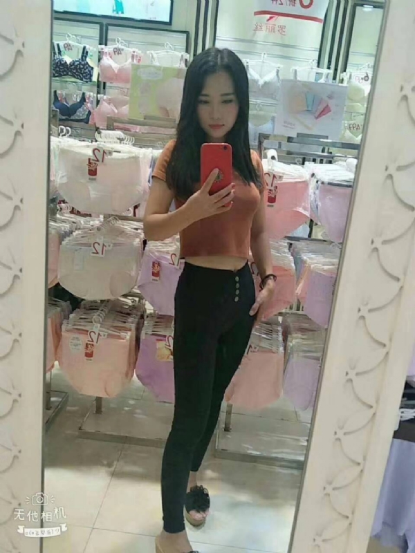 小可爱的第一张照片--揭阳相亲服务中心