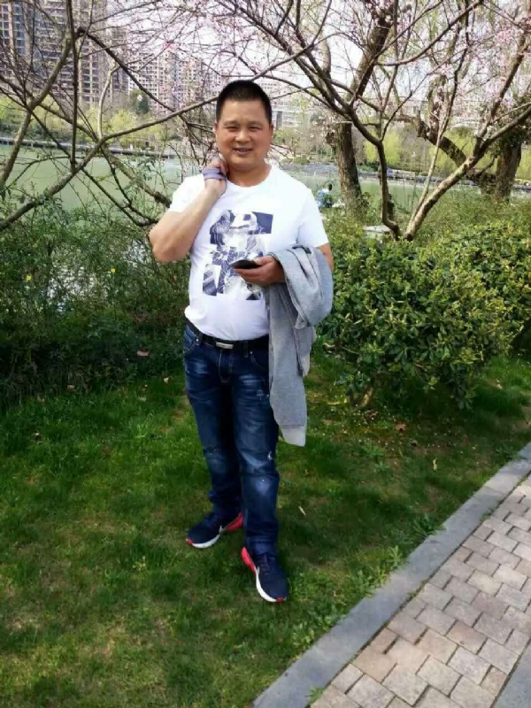 纯爷们的第一张照片--揭阳相亲服务中心