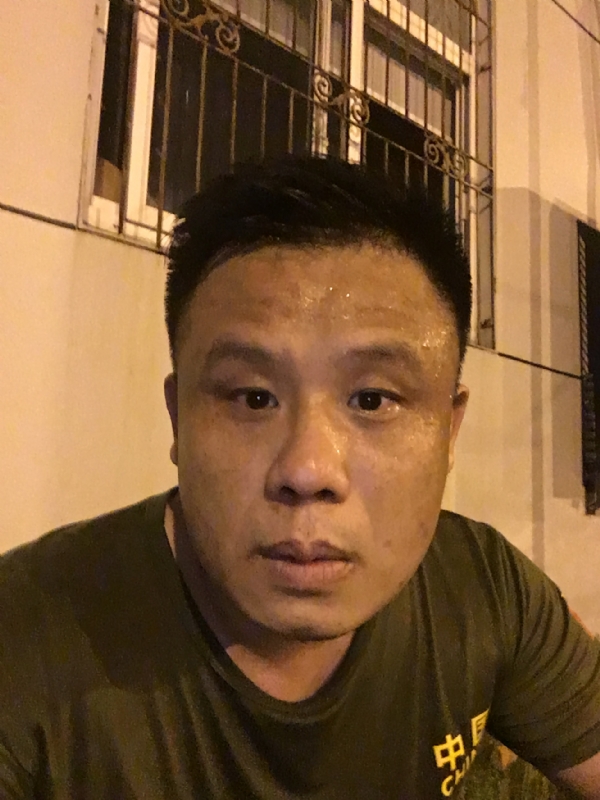 James2020的第一张照片--揭阳相亲服务中心