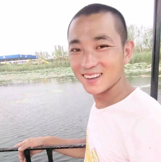 为你等候的第二张照片--揭阳相亲服务中心