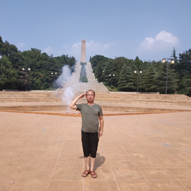 不惑的第一张照片--揭阳相亲服务中心