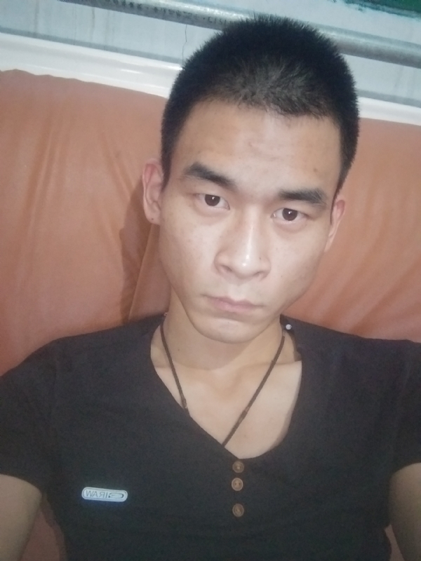 单身狗一枚的第二张照片--揭阳相亲服务中心