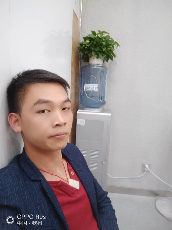 只想好好的爱一个人的第一张照片--揭阳相亲服务中心