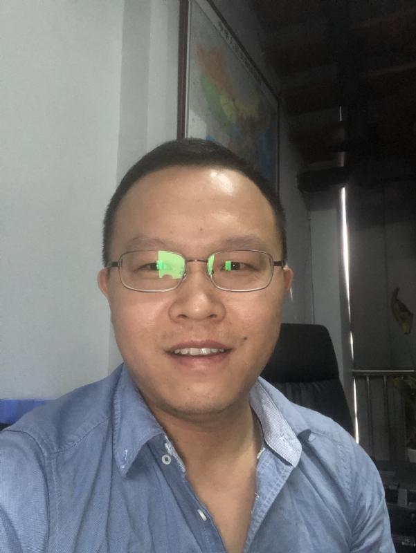 小吴的第一张照片--揭阳相亲服务中心