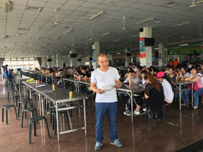 人在旅途的第二张照片--揭阳相亲服务中心