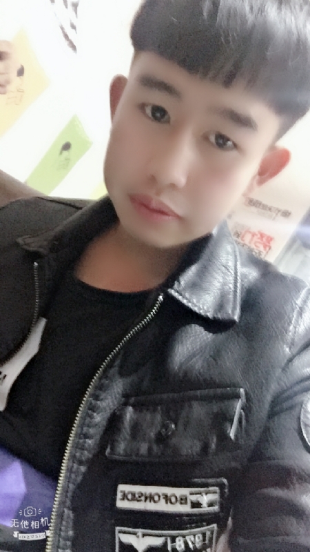 军绿色的第一张照片--揭阳相亲服务中心