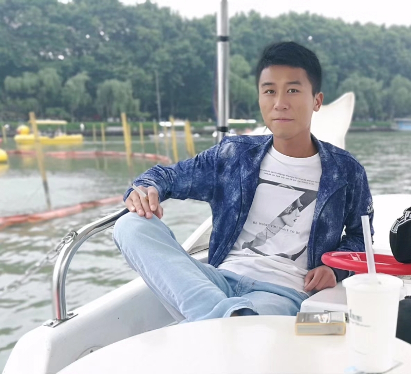 小熊微品的第一张照片--揭阳相亲服务中心