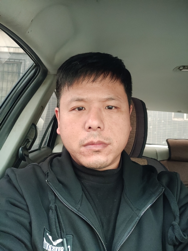 田立城的第一张照片--揭阳相亲服务中心