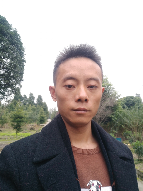 携手白头的第二张照片--揭阳相亲服务中心