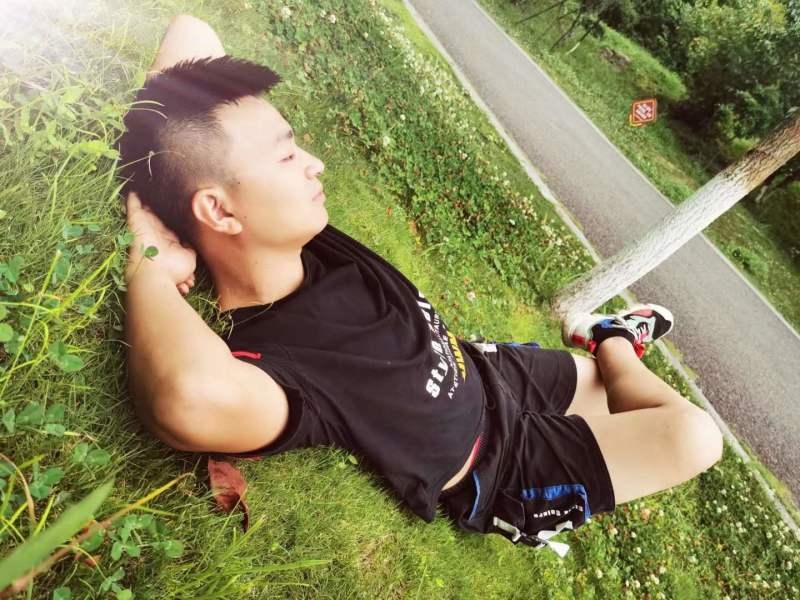 危笑的第一张照片--揭阳相亲服务中心