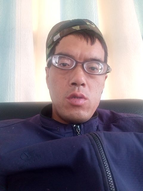 等待有缘人的第三张照片--揭阳相亲服务中心