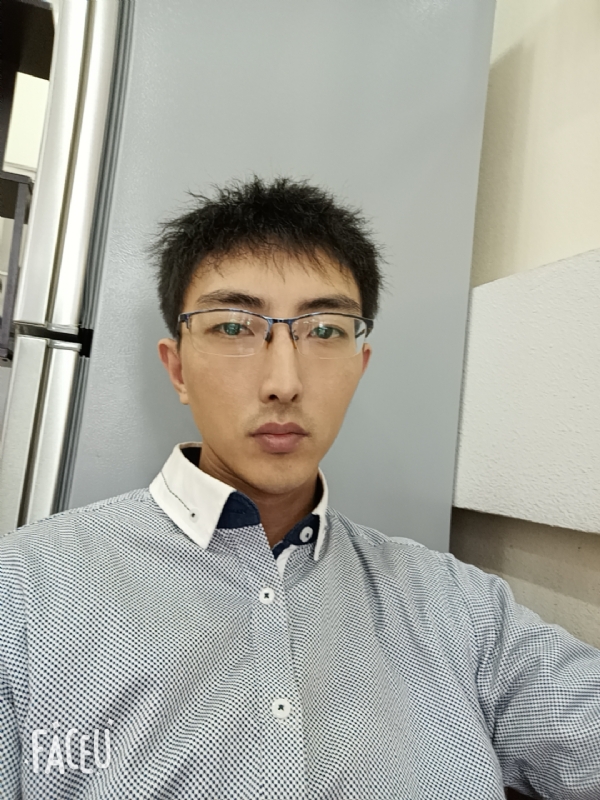 阳光大男孩的第二张照片--揭阳相亲服务中心