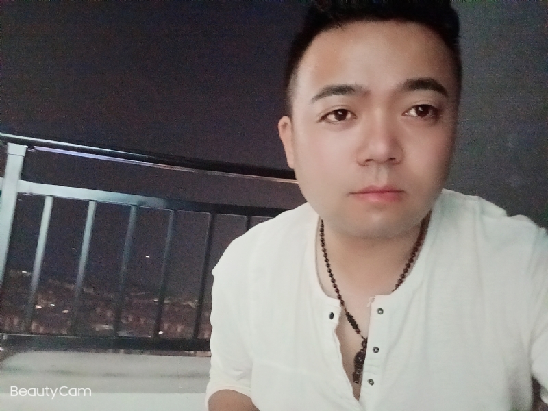 可么嗯哼的第一张照片--揭阳相亲服务中心