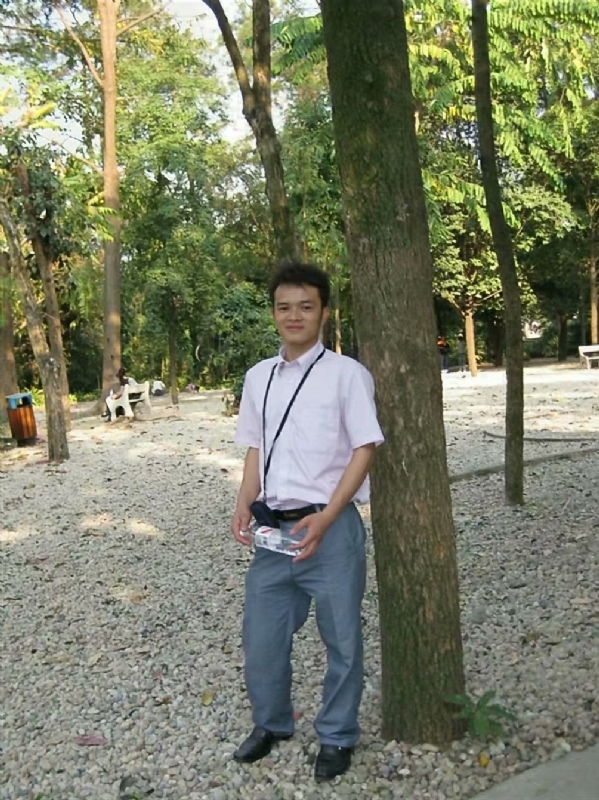 雨浓的第二张照片--揭阳相亲服务中心