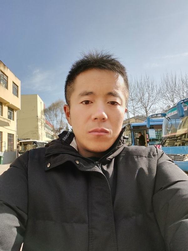 孤独的云的第二张照片--揭阳相亲服务中心