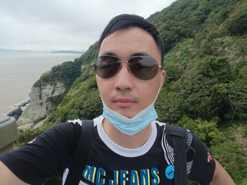 h君的第二张照片--揭阳相亲服务中心