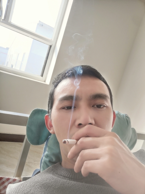 殇情的第一张照片--揭阳相亲服务中心