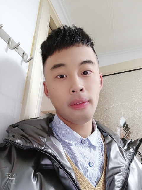 幼稚鬼的第一张照片--揭阳相亲服务中心